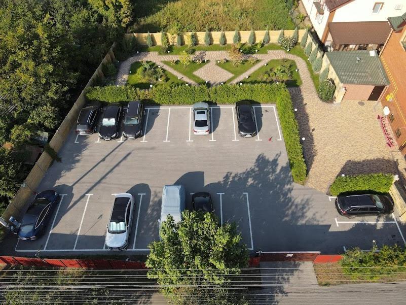 Golden Lion Hotel Boryspil Zewnętrze zdjęcie