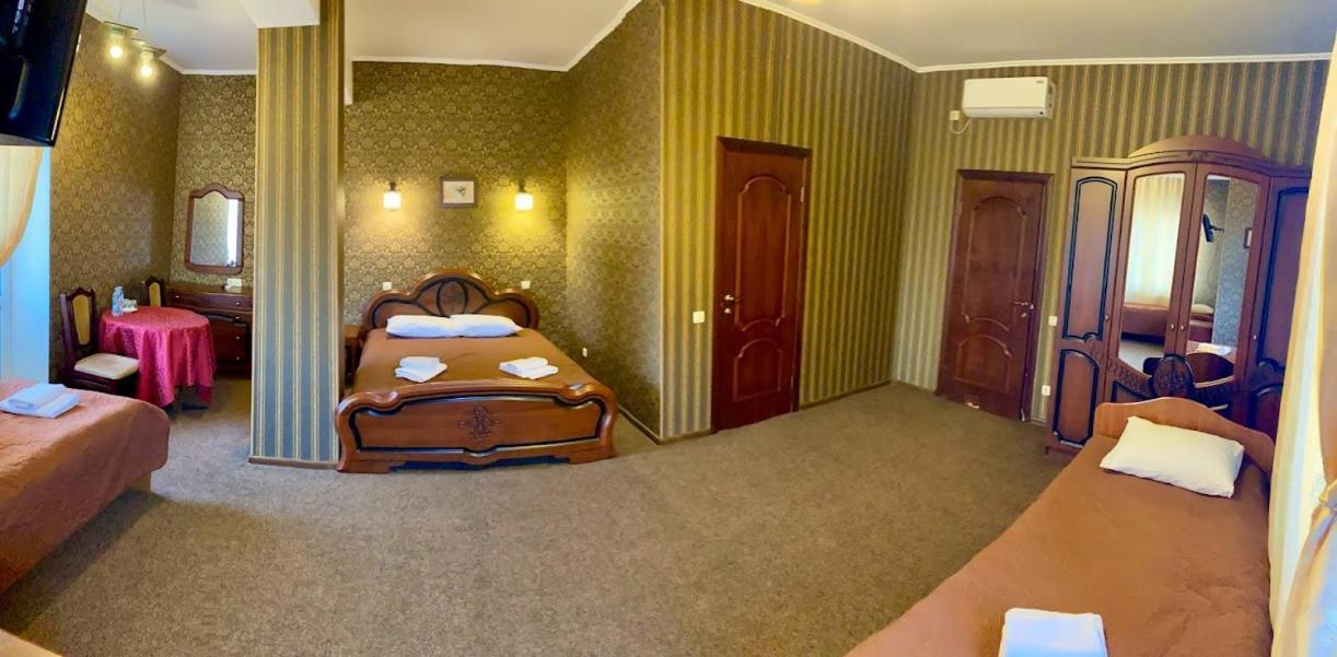 Golden Lion Hotel Boryspil Zewnętrze zdjęcie