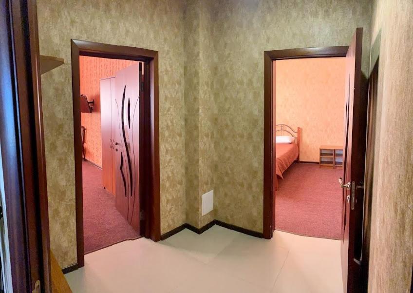 Golden Lion Hotel Boryspil Zewnętrze zdjęcie