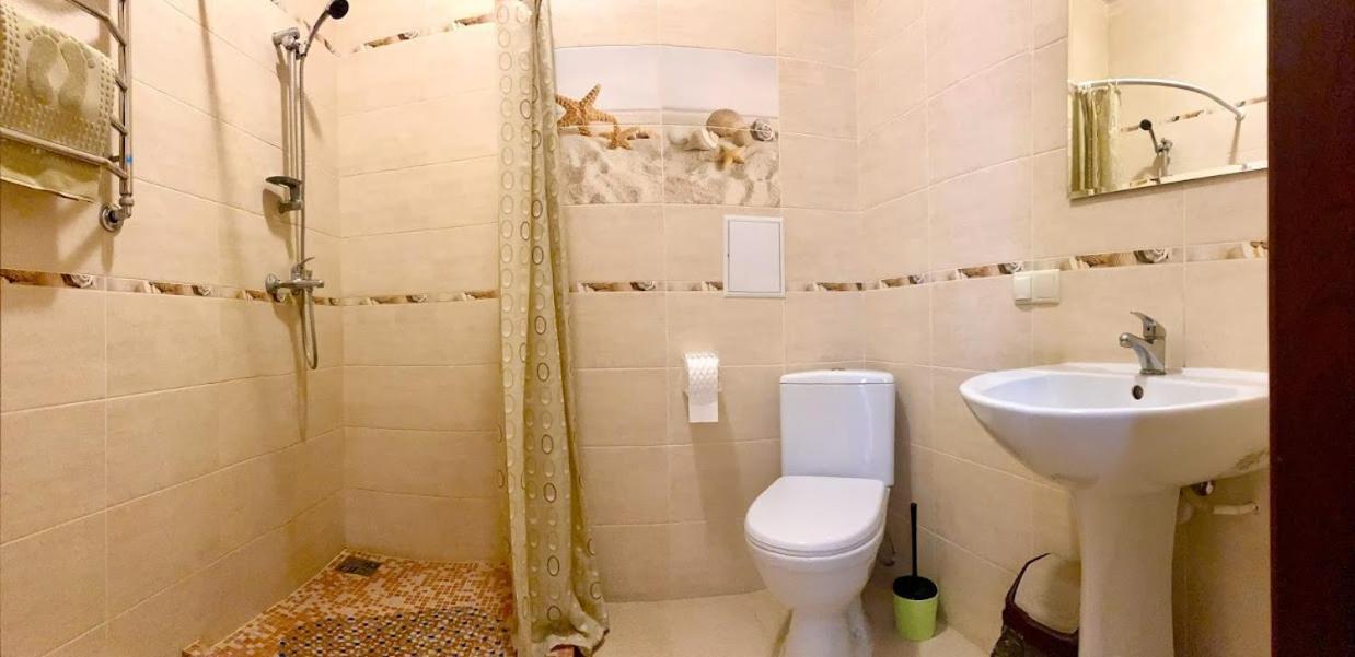 Golden Lion Hotel Boryspil Zewnętrze zdjęcie