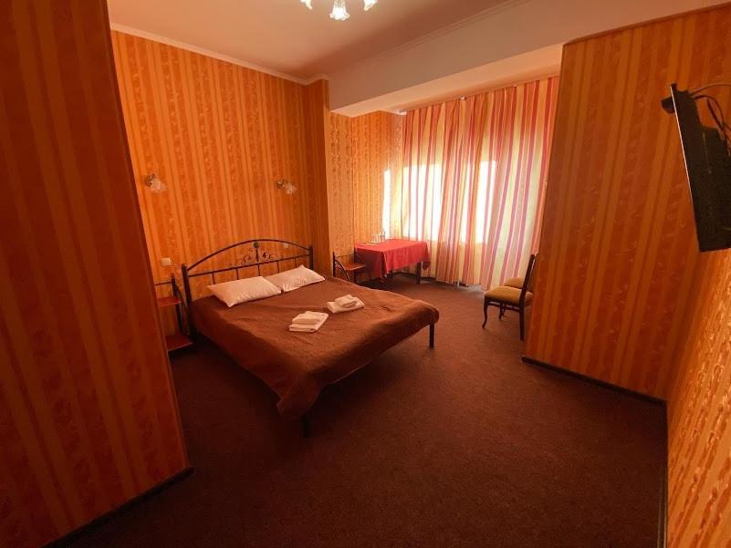 Golden Lion Hotel Boryspil Zewnętrze zdjęcie