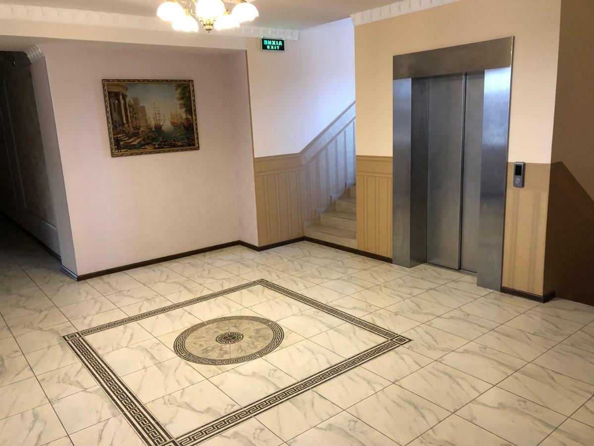 Golden Lion Hotel Boryspil Zewnętrze zdjęcie